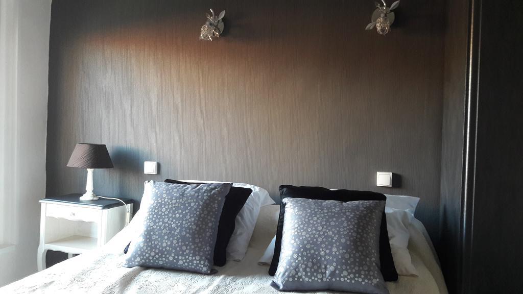 Hotel" La Tour De L'Horloge " Rivesaltes Ngoại thất bức ảnh