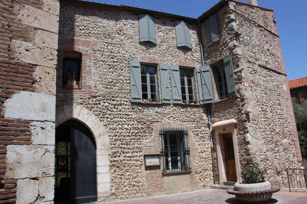 Hotel" La Tour De L'Horloge " Rivesaltes Ngoại thất bức ảnh