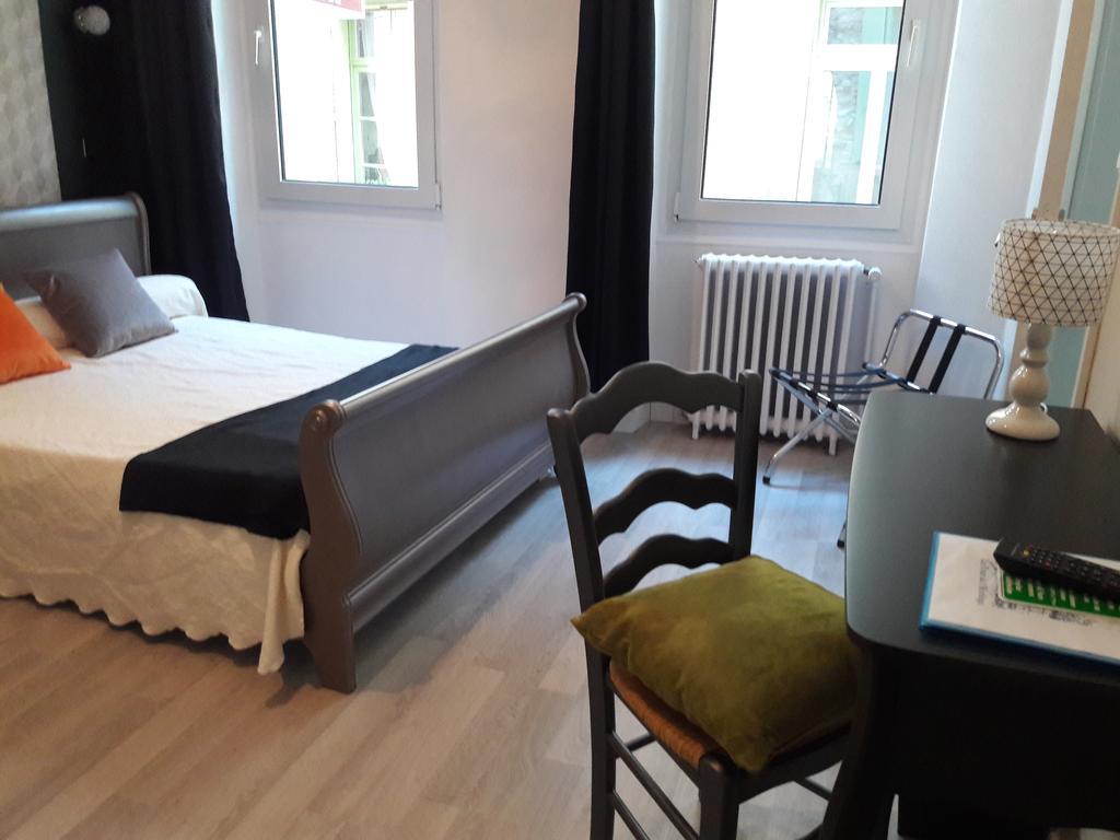 Hotel" La Tour De L'Horloge " Rivesaltes Ngoại thất bức ảnh